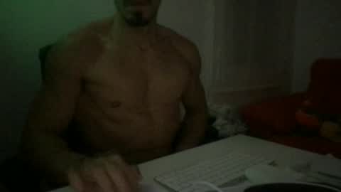 Snapshot of ruben_madrid chatting on October 24, 10:21 pm Ruben online show from October 24, 10:21 pm