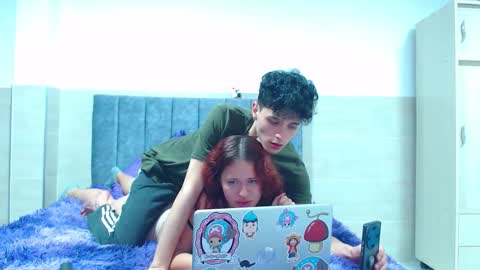 Ruby and Vanie online show from December 5, 2:11 am