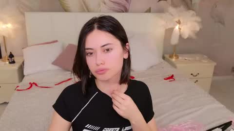 Luuna online show from April 19, 6:10 pm