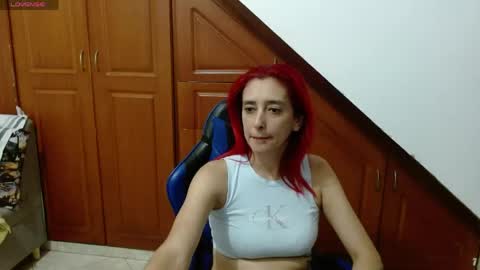 ruby_your_milf online show from June 3, 9:20 pm
