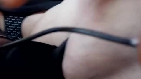 Rubylouxe online show from December 15, 5:42 pm