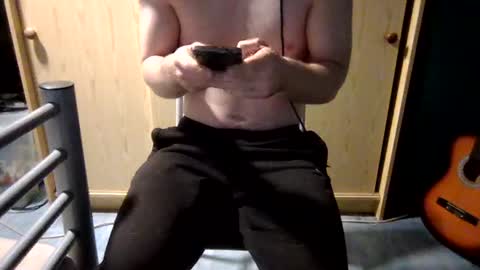 rugby_boy2000 online show from October 18, 6:34 pm