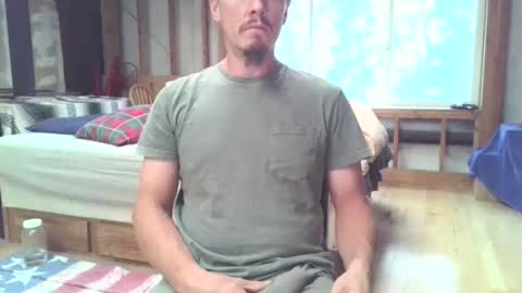 ruggeddude69 online show from April 20, 2:03 am