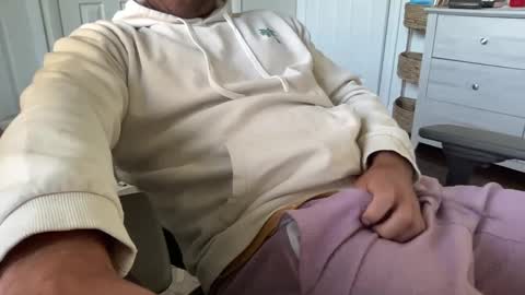 rungriff2323 online show from September 9, 1:44 pm