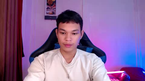 russ_skyxx online show from January 28, 12:11 pm