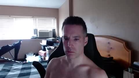 rustic_cuse_777 online show from April 1, 3:53 pm