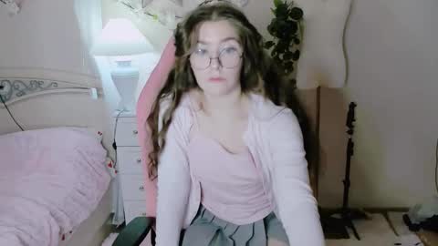 MY FANSLY  online show from March 2, 6:58 pm