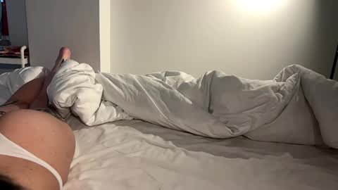 Jess online show from April 19, 5:08 am