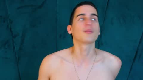 Ryan Levi online show from February 6, 3:06 am