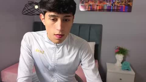 ryan valentino online show from June 29, 12:27 pm
