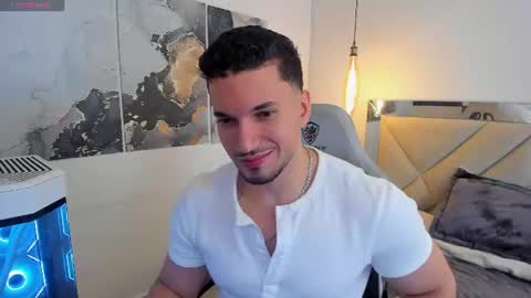 Ryan online show from July 30, 3:18 am