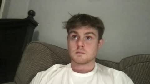 ryanhung_57 online show from April 21, 2:51 am