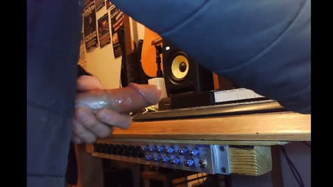 rynoxox online show from December 31, 8:26 am