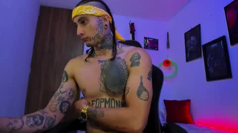 leopmonk help me reach 100 thumbs up online show from February 22, 12:29 pm