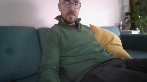 s_i_q online show from October 23, 8:49 am