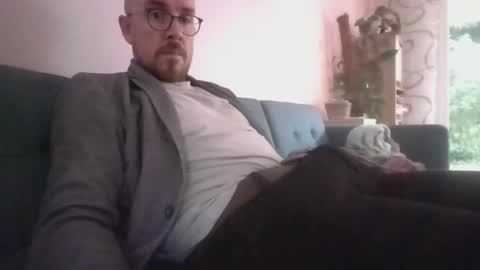 s_i_q online show from September 26, 7:38 am