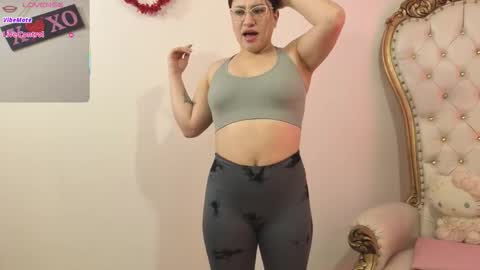 saaya_tay online show from November 9, 3:54 am