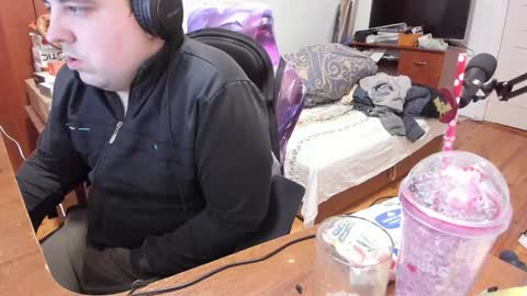 1141323  my Lord Mister Max   moms treasure online show from January 25, 6:01 am