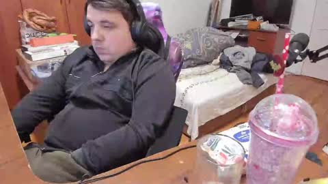 1141323  my Lord Mister Max   moms treasure online show from January 25, 3:09 pm