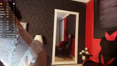           online show from June 24, 9:33 pm