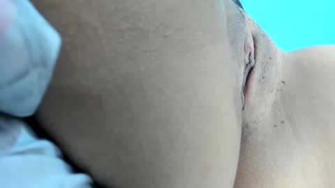 Snapshot of sabrina_hot77 chatting on December 17, 12:12 am sabrina_hot77 online show from December 17, 12:12 am