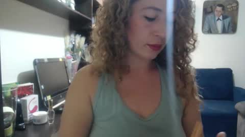 sacrletardiente online show from March 11, 7:36 pm