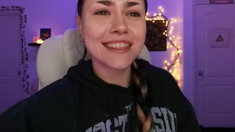 Sadie Renee  online show from February 13, 12:14 am