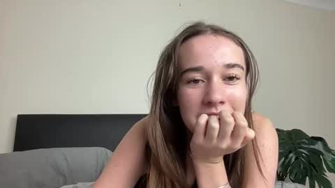 urs xxx content in my bio online show from March 25, 10:44 am