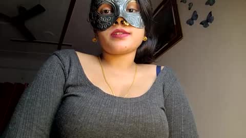 Queen Archana online show from December 8, 7:00 pm