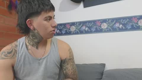 Sahara y Thiago online show from April 19, 11:33 am