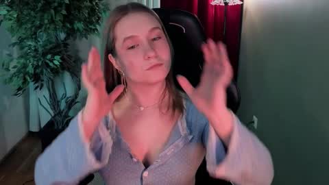 saint__vicious online show from February 20, 8:44 pm