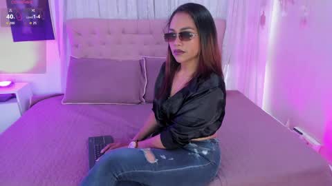 Salura online show from April 28, 7:51 pm
