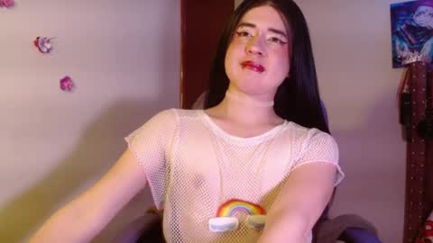 Snapshot of sakuraa_9 chatting on October 13, 3:14 pm saku online show from October 13, 3:14 pm