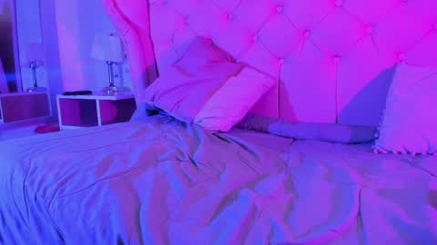 sali_bm online show from January 2, 4:13 pm