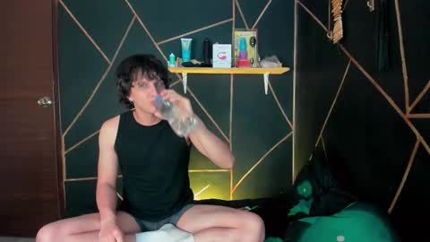 salim_diek online show from November 28, 6:43 am