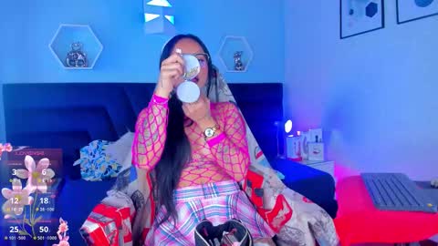 Snapshot of sallybrown_ chatting on September 26, 2:14 pm miss Sally online every night from 1am to 8am  Colombia time online show from September 26, 2:14 pm
