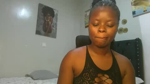 Snapshot of sallysasha254 chatting on January 16, 5:44 pm sallysasha254 online show from January 16, 5:44 pm