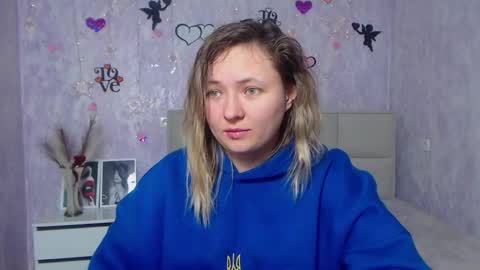 Sally online show from February 20, 8:03 pm