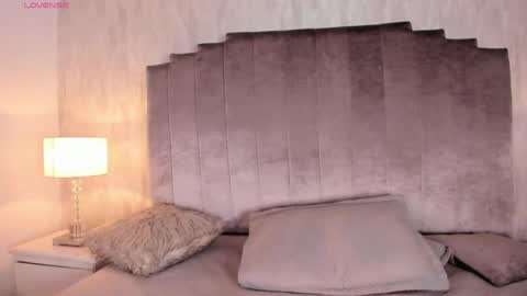 Marcela online show from April 18, 2:30 pm