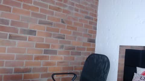   online show from February 4, 11:16 pm