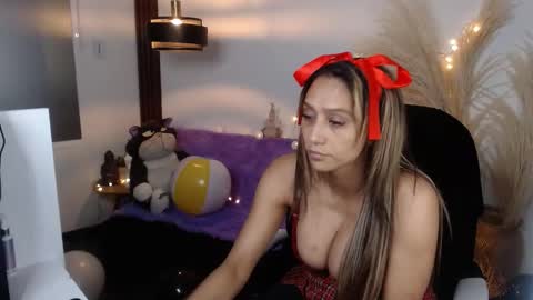 salome_drasin online show from November 7, 2:36 am