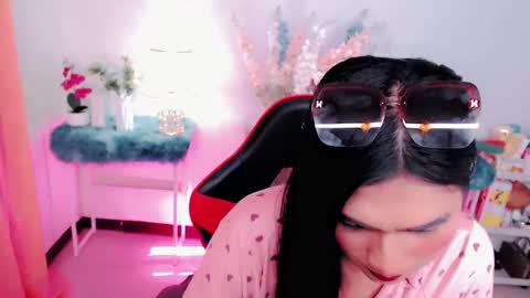 sam online show from February 18, 7:30 pm