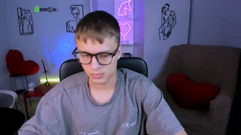 Sam online show from October 9, 7:14 am