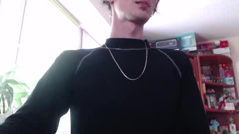 sam_skywalker online show from April 15, 12:41 pm