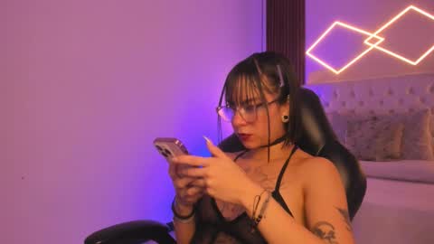 samabiecrussie online show from February 2, 11:56 pm