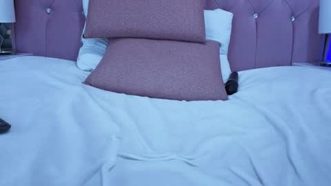 Samanta online show from February 24, 10:02 pm