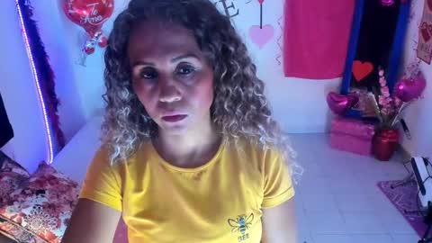 Snapshot of samantha__smile__ chatting on February 11, 3:08 am  Samanthasmile  online show from February 11, 3:08 am