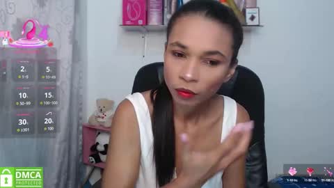 Snapshot of samanthaa_queen chatting on October 6, 10:44 am sam online show from October 6, 10:44 am