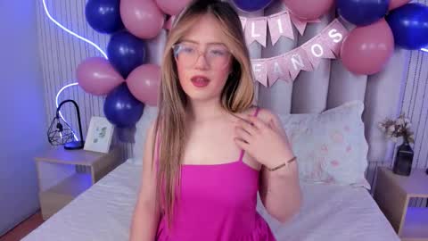 Alejandra  online show from September 19, 12:31 pm