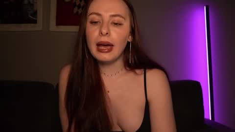 Goddess Samantha Vixen online show from July 15, 7:29 pm